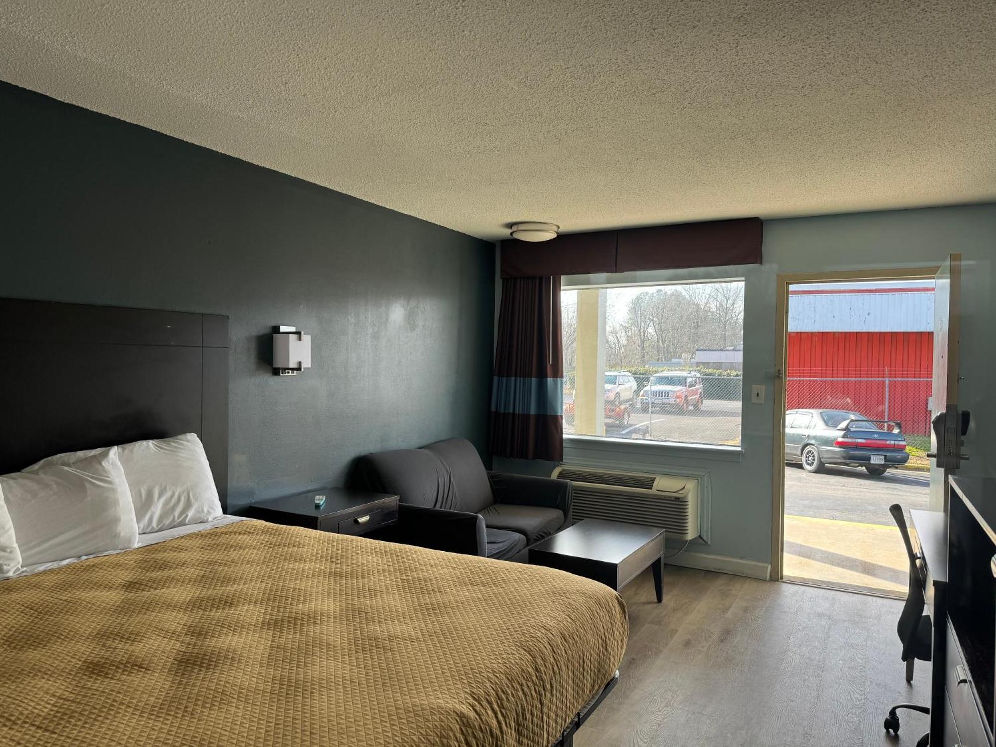 Red Carpet Inn & Suites - Данвилл Экстерьер фото